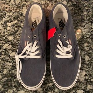 Vans boat shoes in chambray, size 13